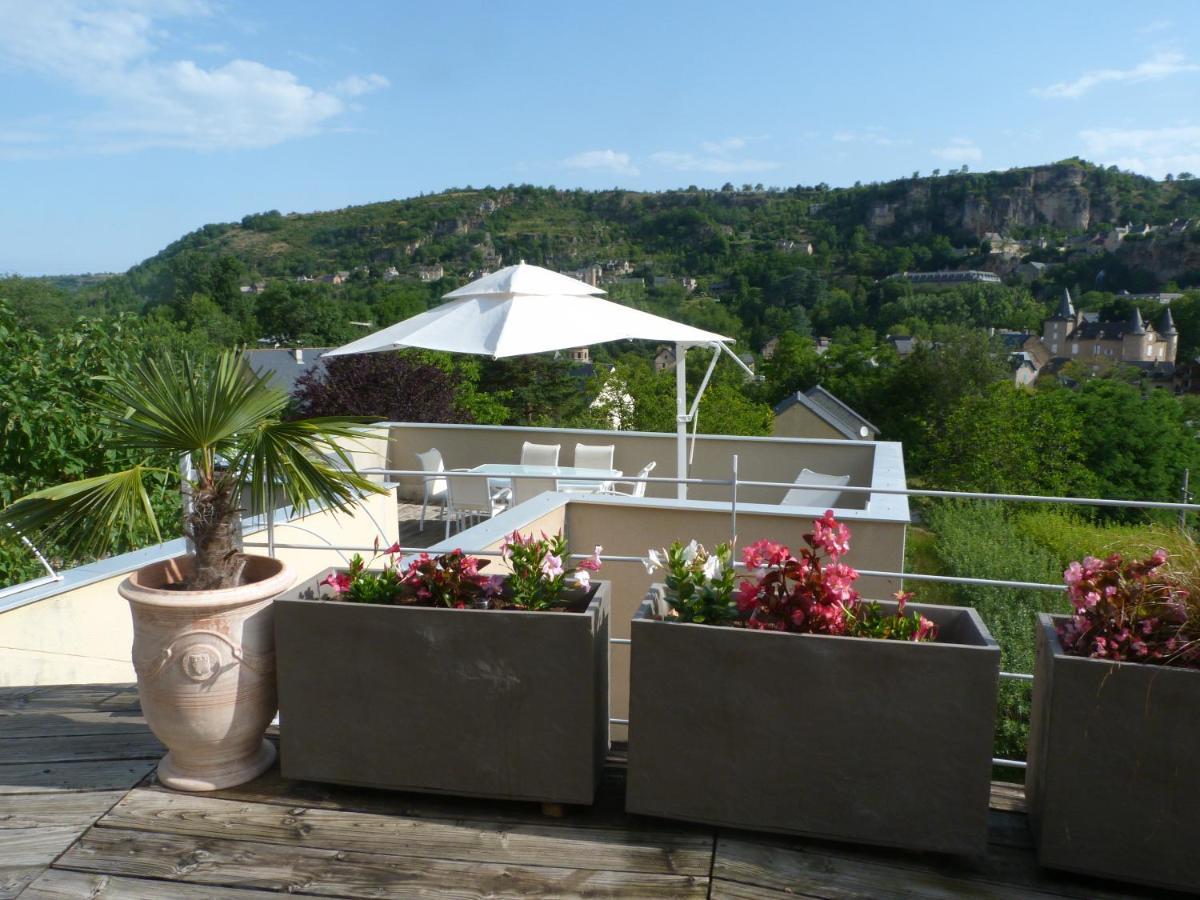 La Desirade Bed & Breakfast Salles-la-Source Exterior photo