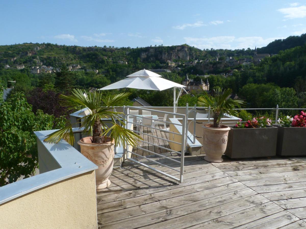 La Desirade Bed & Breakfast Salles-la-Source Exterior photo
